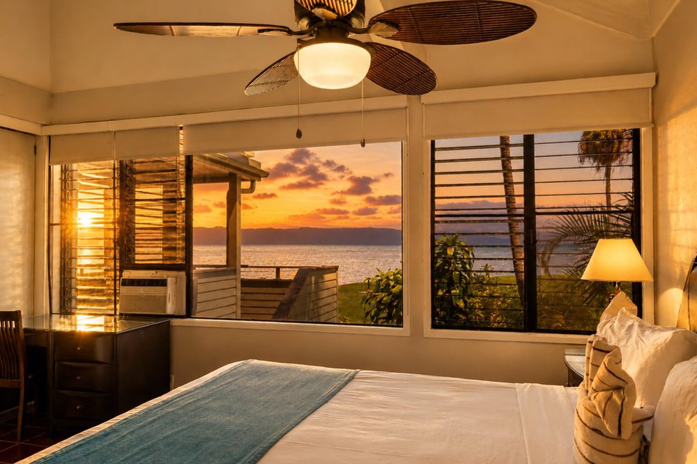 Kahana Outrigger Grounds & Ocean Views