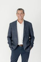 Greg Harrelson 