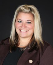 Real Estate Agent Raven Garon, Century 21 McAlpine