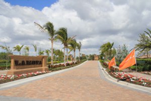 Lely Lakoya Golf Resort Homes