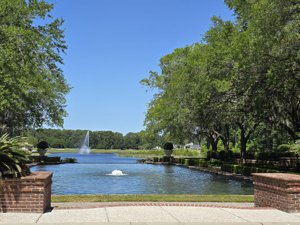 Infinity pool just past the entrance to Berkeley Hall Bluffton SC