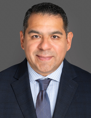 Chicago multifamily broker Jose Hernandez