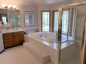 7944 Towhee Road Parker, CO 80134 Master Bathroom 