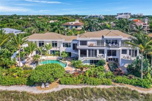 Marco Island FL waterfront homes for sale.