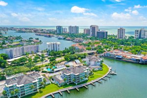 Naples FL bayfront condominiums for sale.