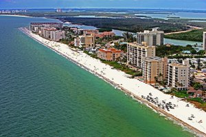 Naples Florida luxury waterfront condominiums for sale.