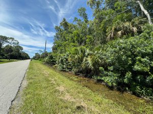 Green Blvd building lot for sale