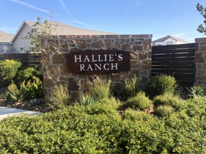 Starlight Homes Hallies Ranch Entry Sign