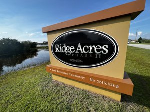 Homes For Sale in Ridge Acres Main Sign