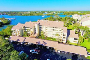 Jupiter Harbour Waterfront Real Estate Thom And Rory Team