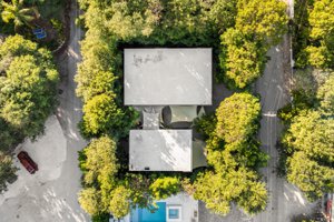 247 Bay Drive aerial photo