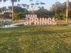 houses for sale in Miami Springs