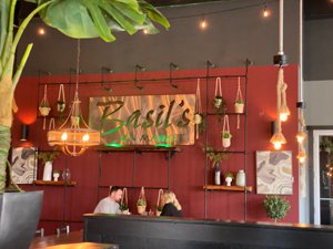 Beavercreek Restaurant Basil's On Market