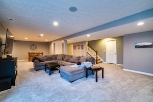 Centerville Houses With Basements
