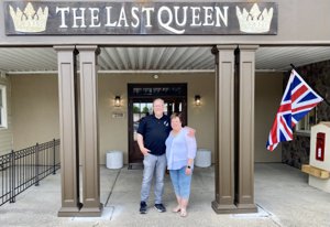 The Last Queen provided free meal to thos affect by government shutdown