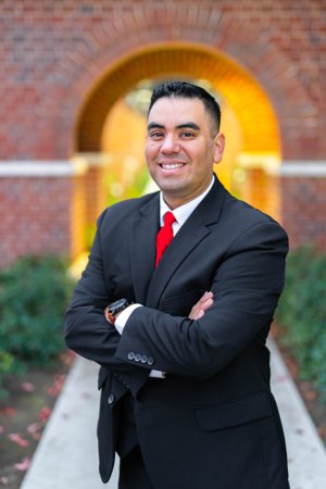 Pablo's Seven Oaks Headshot