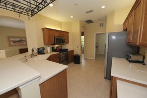 Stylish and open kitchen with new appliances - 14124 Nighthawk Terrace - Lakewood Ranch