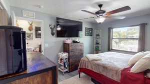 4926 Preston Way Sarasota FL 34232 Cedar Hollow Master Bedroom