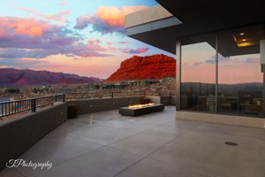 Patio Dreams in Entrada