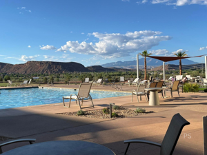 Outdoor swimming pool at SunRiver St. George