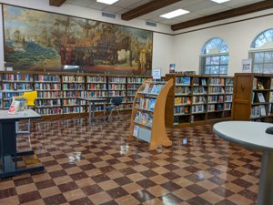 Lake-Worth-Beach-Library-Inside