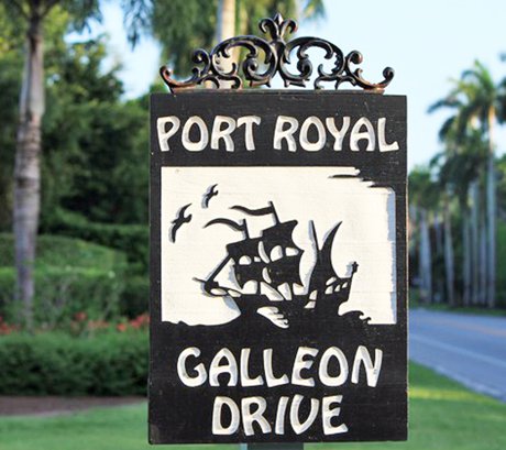 Port Royal waterfront estates in Naples