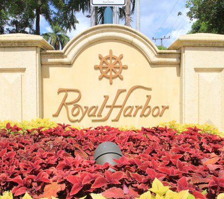 Royal Harbor Naples waterfront homes