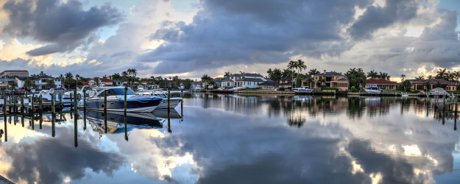 Little Hickory Shores waterfront homes for sale