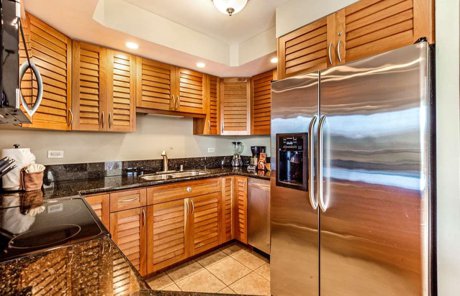 Kaanapali Shores 417 - Kitchen