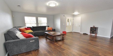 16322 Silver Creek Avenue, Caldwell, ID 83607_12