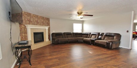 16322 Silver Creek Avenue, Caldwell, ID 83607_17