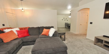 1715 Targhee St, Mountain Home, Idaho 83647 4.4