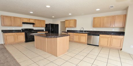 1810 W Dew Mist Dr Nampa, ID 83651 03