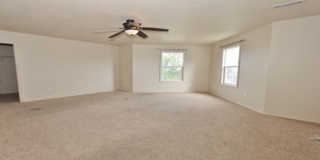 1810 W Dew Mist Dr Nampa, ID 83651 09
