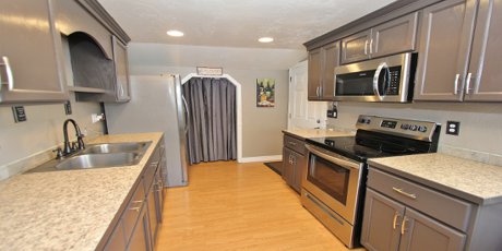 810 S 3rd West A Mountain Home ID 83647 04