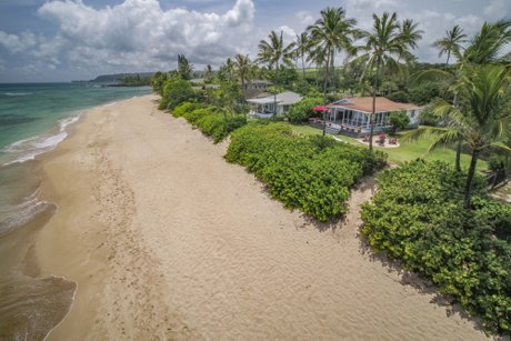 Kam Hwy Beachfront