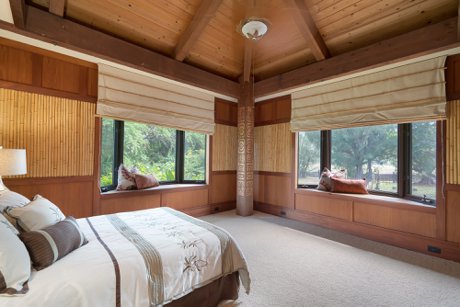 Main House Guest Bedroom 