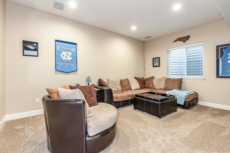 Basement Flex Room 6300 S. Langdale Way Aurora, CO 80016