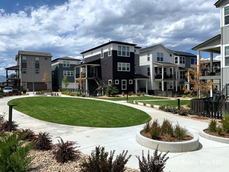 Crescendo at Central Park Highlands Ranch, CO 