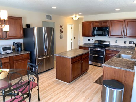 2002 Quartz St. Castle Rock, CO 80109 Kitchen