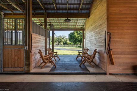 Lee County Florida horse property and land sales.