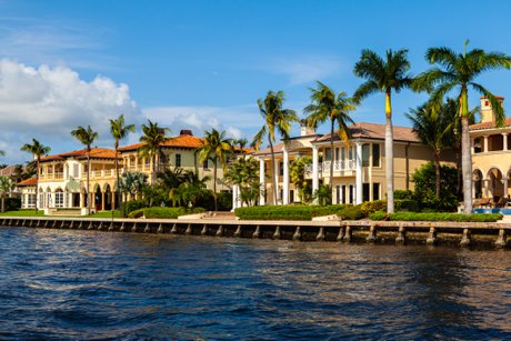 Florida Lakefront Homes