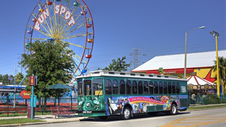 The International Drive Trolley in front of Fun Park America