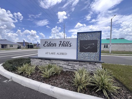 Eden Hills New Homes for Slae
