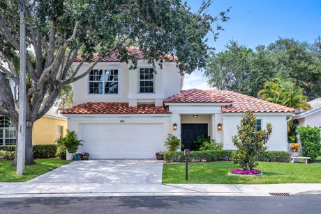 157 Spoonbill Ct Jupiter Fl Homes For Sale Thom And Rory Tema