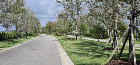 Valencia At Riverland Paseo