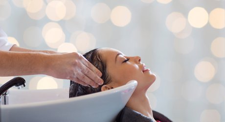Live in Lake Stevens and go to the salon.