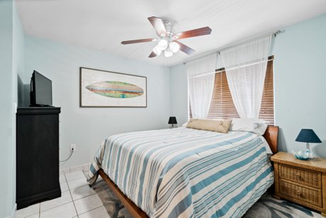 188 La Paloma Bedroom