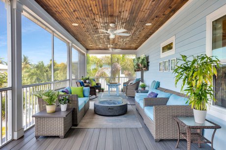 Screened lanai at 29663 Saratoga Ave, Pine Channel Estates