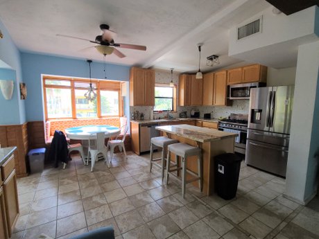 364 Sound Drive Key Largo